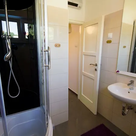 Centar Sonja Apartament Pula